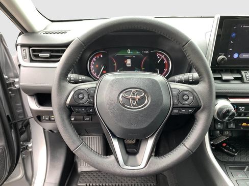 Used 2025 Toyota RAV4 XLE Premium image 15