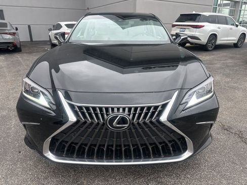 Used 2023 Lexus ES 300h w/ Premium Package image 8