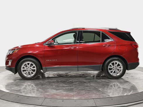 Used 2019 Chevrolet Equinox LT AWD/4WD image 2