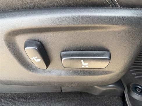 Certified 2023 Toyota 4Runner SR5 Premium image 31