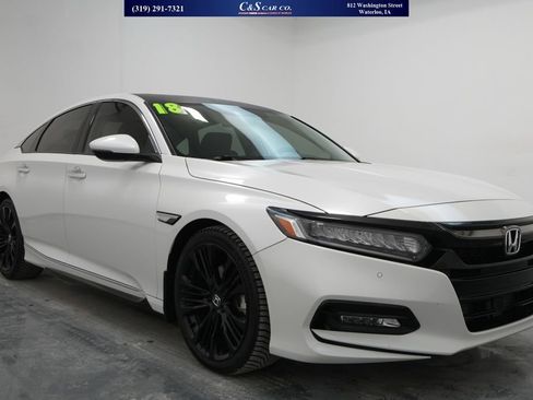Used 2018 Honda Accord Touring image 1