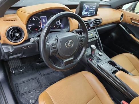 Used 2024 Lexus IS 300 w/ Comfort Package RWD image 19