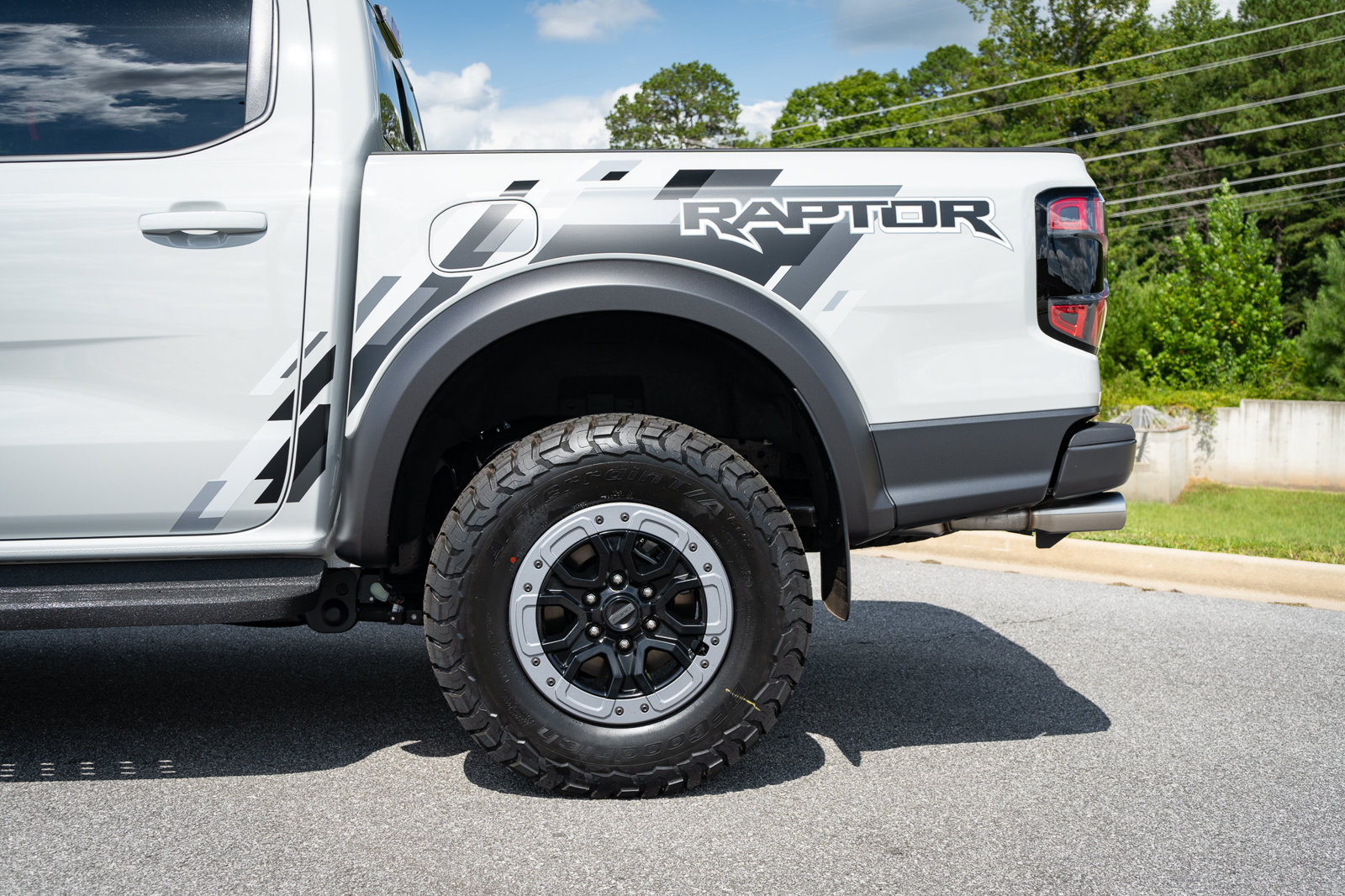 New 2026 Ford Ranger Raptor AWD/4WD image 13