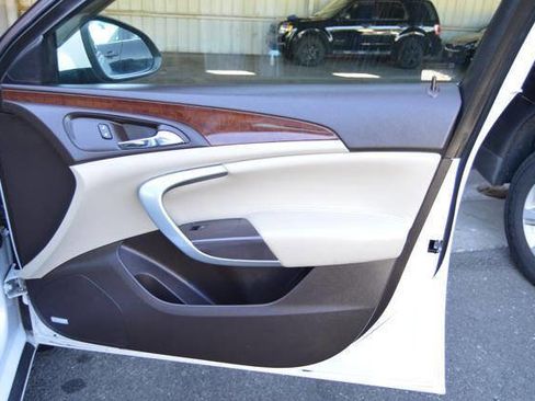 Used 2016 Buick Regal Premium w/ Driver Confidence Package #1 image 30