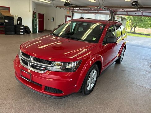 Used 2018 Dodge Journey SE FWD image 3