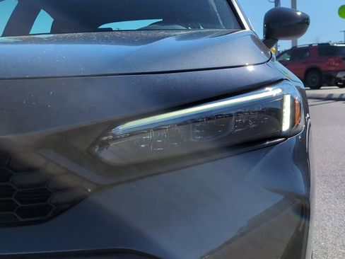 Used 2025 Honda Civic Sport image 12