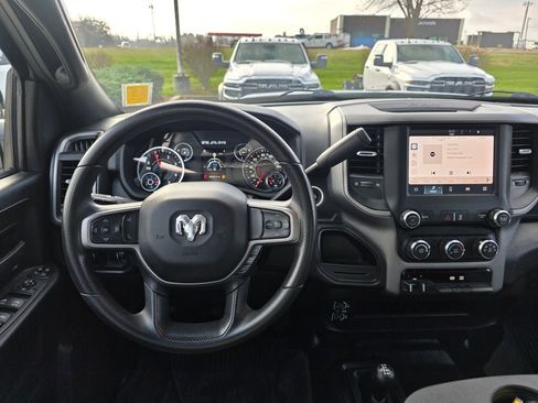 Used 2024 RAM 2500 Tradesman w/ Chrome Appearance Group image 33