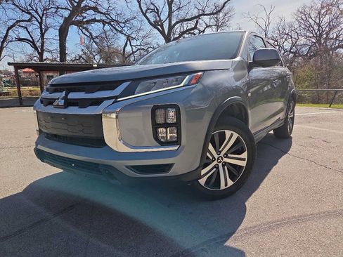 Used 2021 Mitsubishi Outlander Sport ES image 1