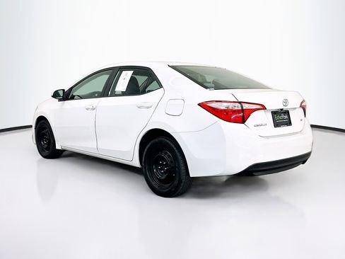 Used 2015 Toyota Corolla LE FWD image 5