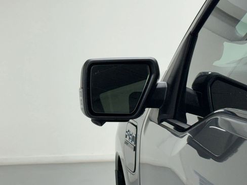 Used 2023 Ford F150 Lightning Lariat image 42