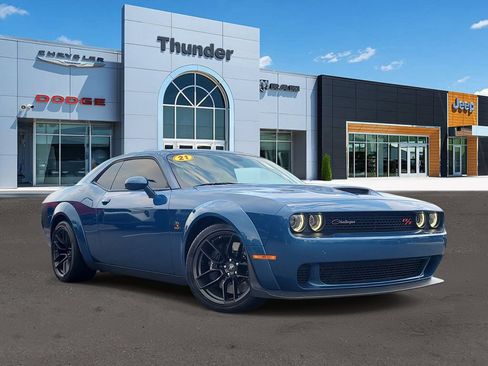 Used 2021 Dodge Challenger R/T Scat Pack RWD image 1