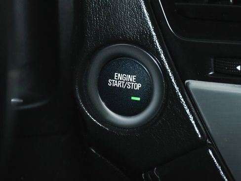 Used 2017 GMC Yukon SLT w/ Open Road Package image 27