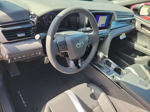 New 2026 Toyota Camry SE w/ Convenience Package FWD image 7