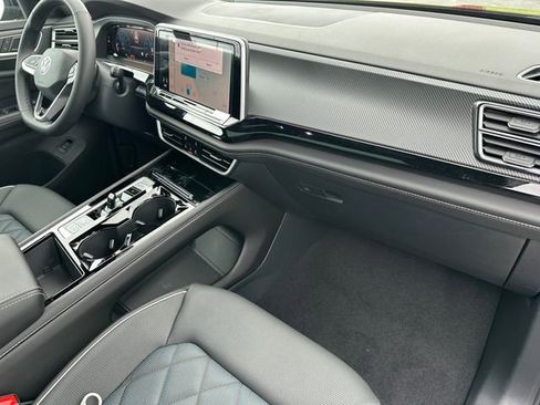 New 2026 Volkswagen Atlas Cross Sport SEL Premium R-Line AWD/4WD image 9