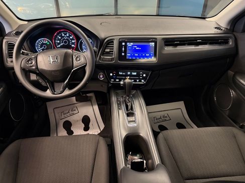 Used 2016 Honda HR-V EX image 9