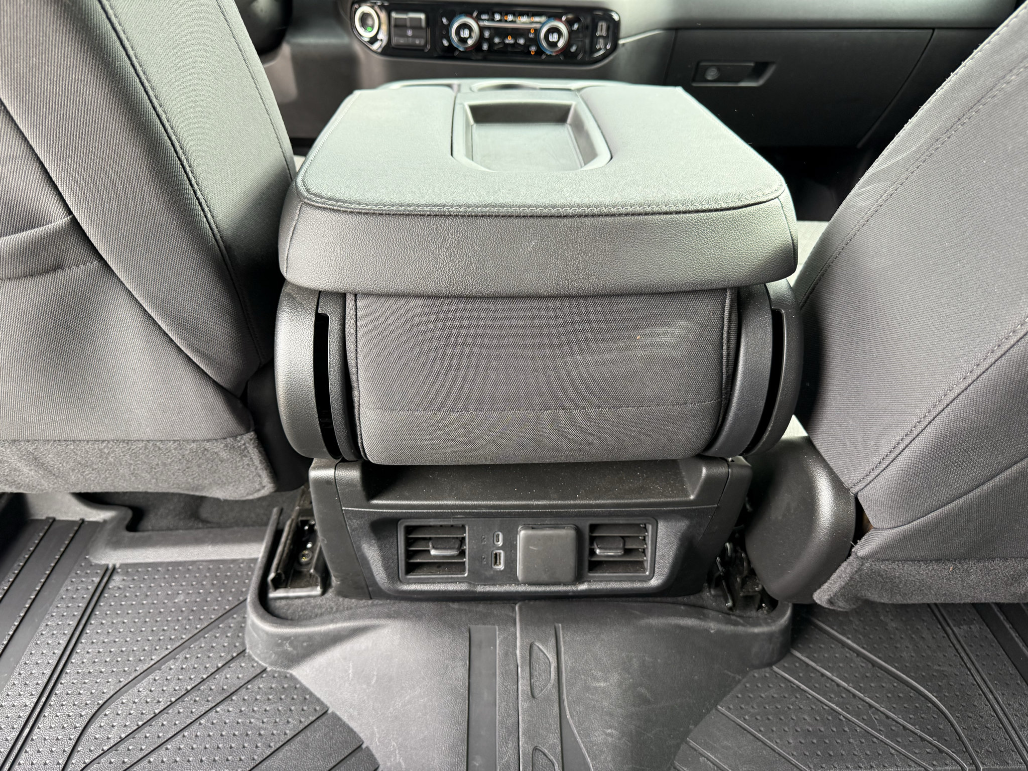 Used 2025 Chevrolet Silverado 1500 LT w/ Protection Package AWD/4WD image 34