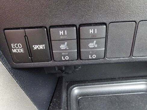 Used 2014 Toyota RAV4 Limited AWD/4WD image 27
