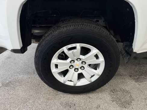 Used 2022 Chevrolet Colorado LT w/ Fleet Safety Package RWD image 24