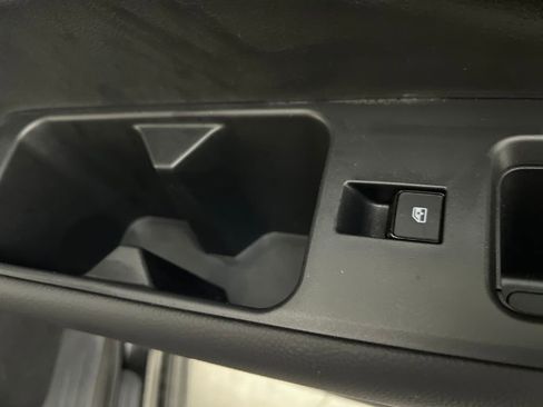 Used 2025 Nissan Pathfinder SL image 20