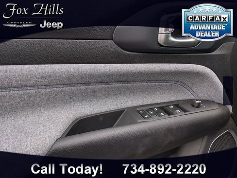 New 2023 Jeep Compass Latitude w/ Convenience Group image 5