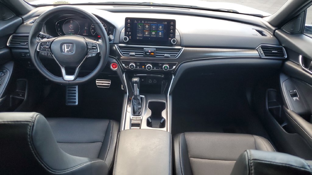 Used 2022 Honda Accord Sport image 11