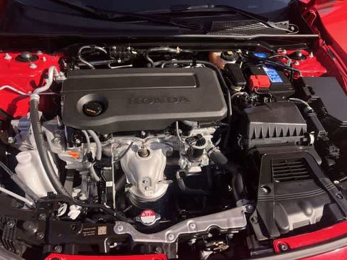 Used 2025 Honda Civic Sport image 10