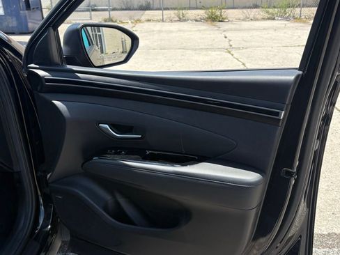 Used 2023 Hyundai Tucson Limited FWD image 18