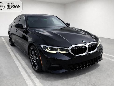 Used 2022 BMW 330i Sedan w/ Convenience Package RWD image 5