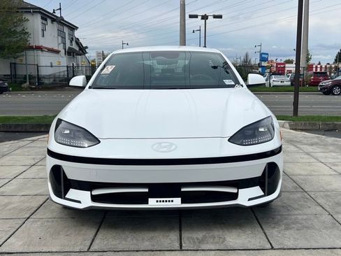 Used 2024 Hyundai Ioniq 6 SEL AWD/4WD image 6