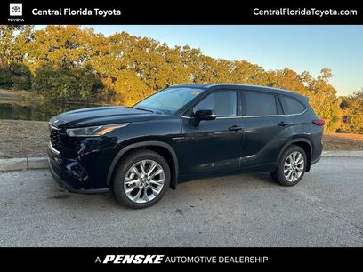Used 2025 Toyota Highlander Limited