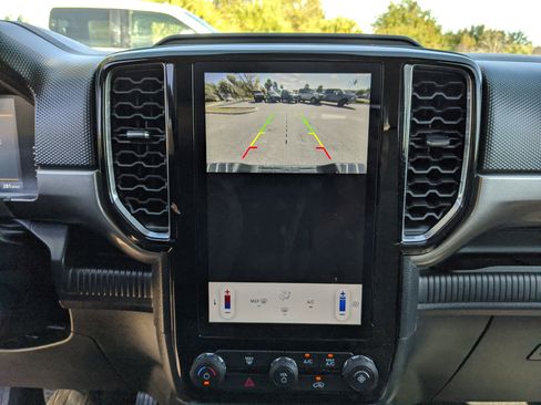 Certified 2025 Ford Ranger XLT w/ Chrome Accent Package image 26