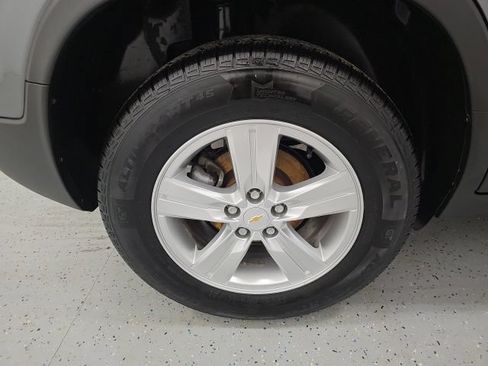 Used 2019 Chevrolet Trax LT w/ LT Convenience Package AWD/4WD image 7