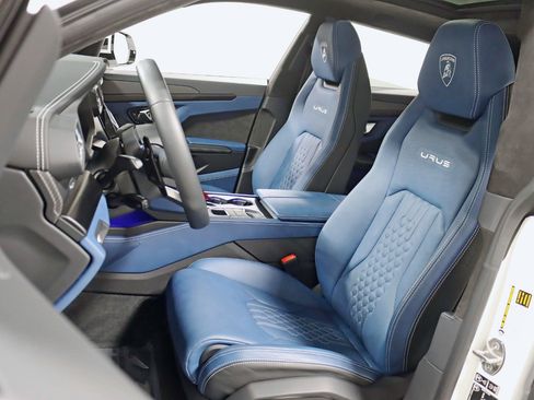 Used 2024 Lamborghini Urus S image 32