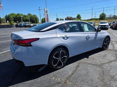 Certified 2024 Nissan Altima 2.5 SR AWD/4WD image 5