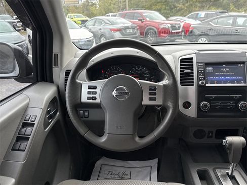 Certified 2019 Nissan Frontier SV image 26