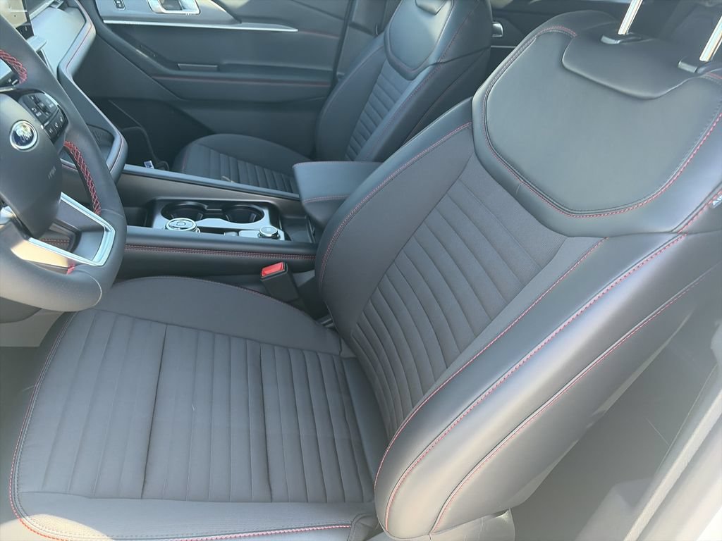 New 2026 Ford Explorer ST-Line w/ ST-Line Street Pack RWD image 12