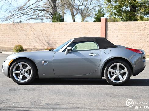 Used 2006 Pontiac Solstice Convertible w/ Power Package image 5