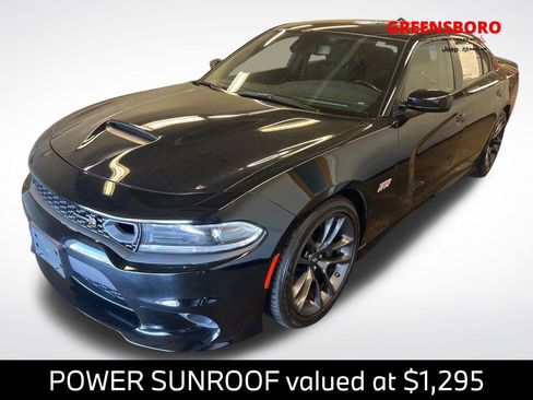 Used 2023 Dodge Charger Scat Pack w/ Navigation & Travel Group RWD image 1