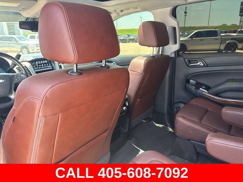 Used 2020 Chevrolet Suburban Premier w/ Premier Plus Edition AWD/4WD image 14