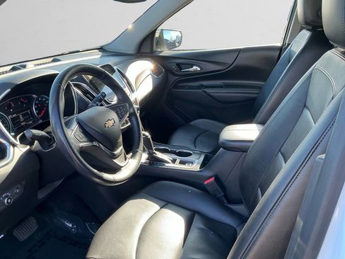 Used 2018 Chevrolet Equinox Premier image 9
