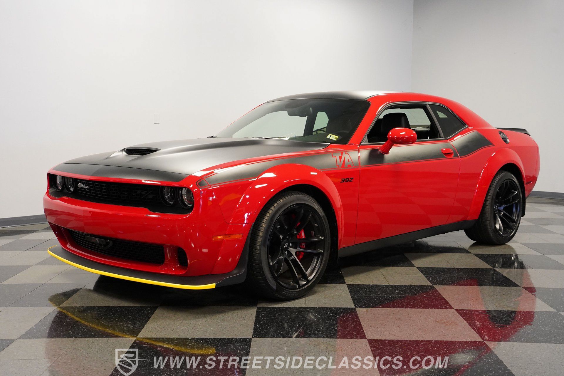 Used 2022 Dodge Challenger R/T Scat Pack RWD image 6