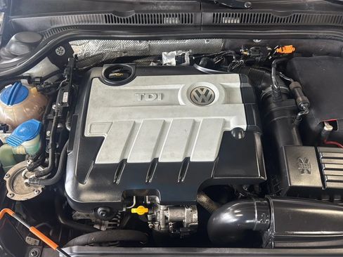 Used 2014 Volkswagen Jetta TDI Value Edition FWD image 43