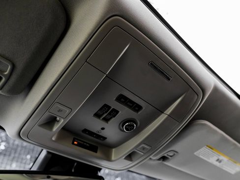 Used 2016 Chevrolet Tahoe LTZ image 20