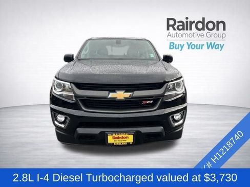 Used 2017 Chevrolet Colorado Z71 AWD/4WD image 2
