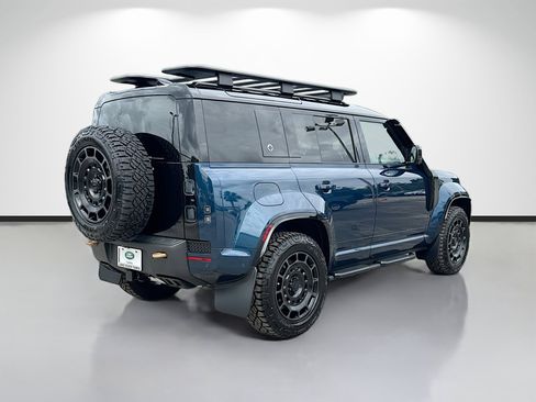 New 2026 Land Rover Defender 110 OCTA AWD/4WD image 5