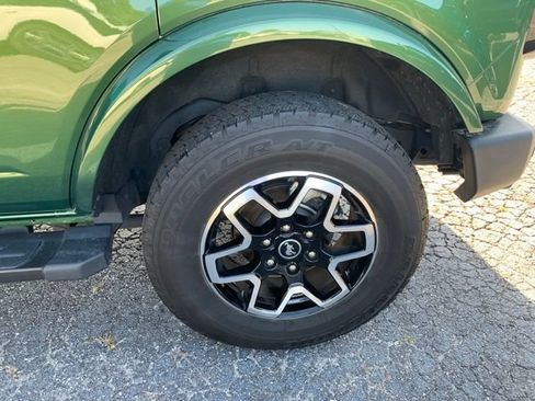 Certified 2024 Ford Bronco Outer Banks AWD/4WD image 37