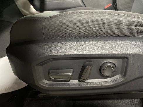 Used 2025 Toyota Tundra SR5 image 12