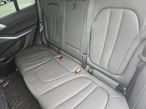 Used 2019 BMW X5 xDrive40i w/ Convenience Package image 25