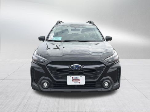 Certified 2025 Subaru Outback AWD/4WD image 2