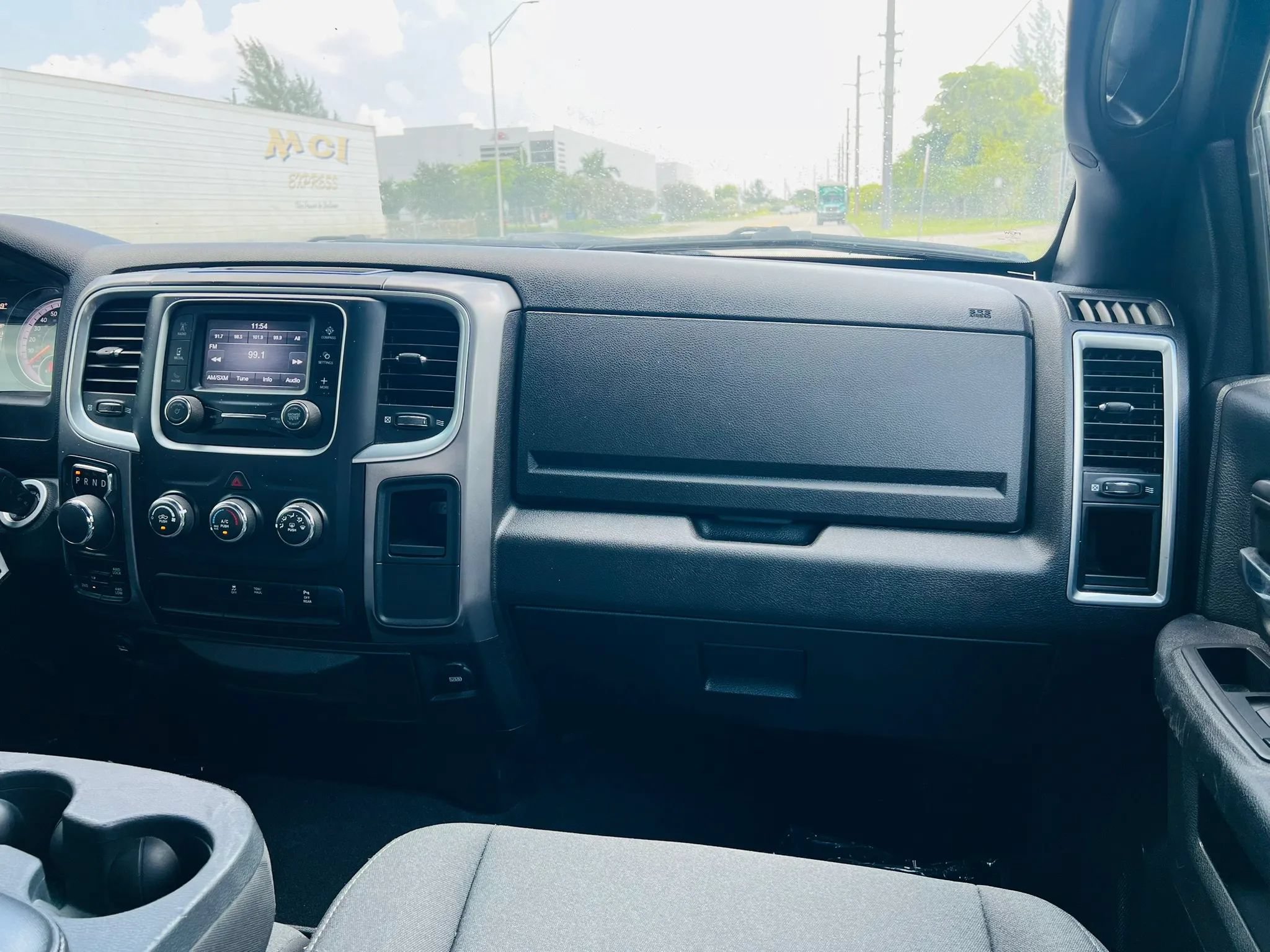 Used 2024 RAM 1500 Warlock AWD/4WD image 16